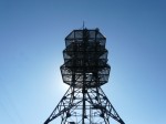 装束無線中継所の鉄塔