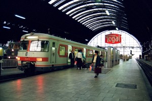 早朝のフランクフルト中央駅